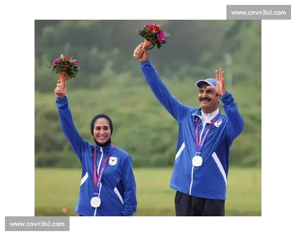 达赫迪斯里兰卡表演赛惊现神级一杆！传奇老将再现教科书级花式击球